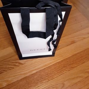AUTHENTIC  GUCCI GIFT BAG